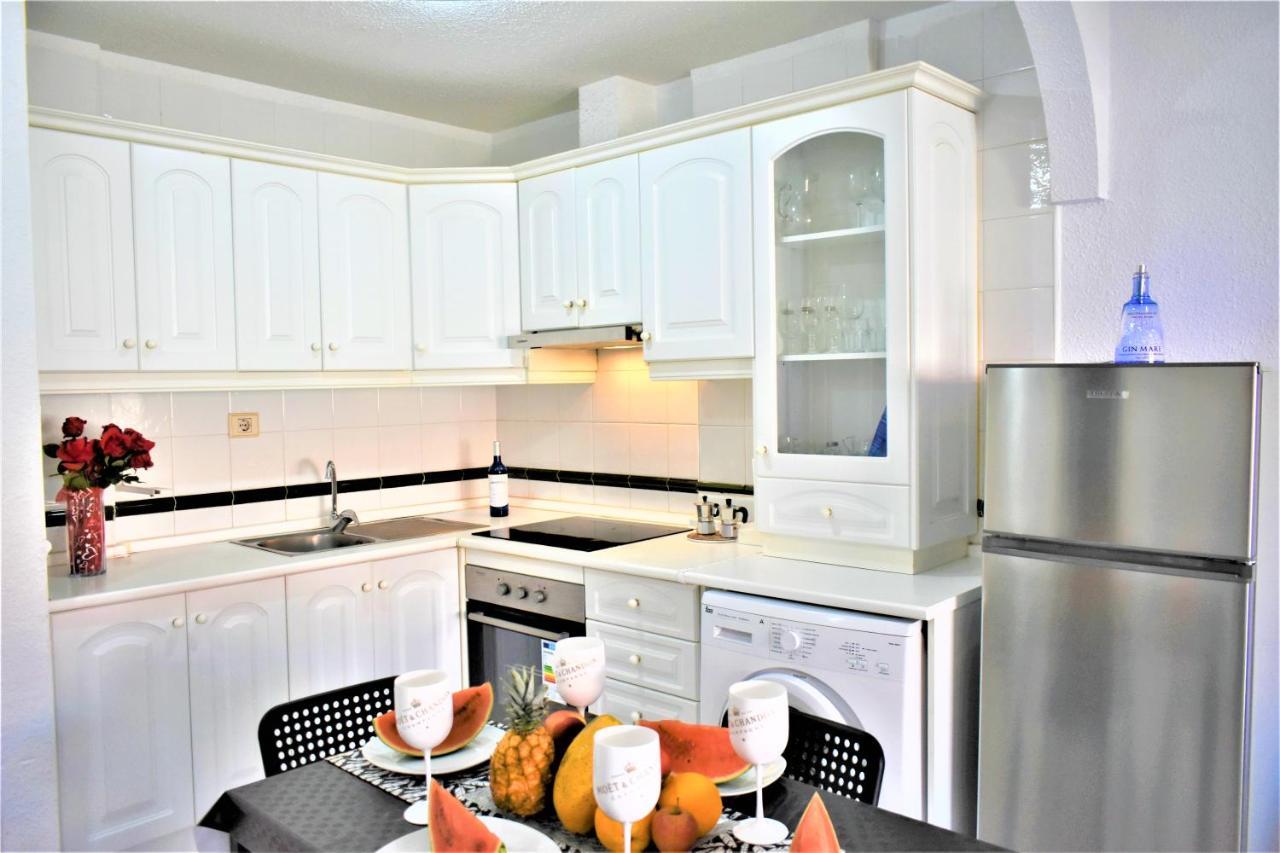Cozy Apartment Tenerife South Wifi & Pool Costa Del Silencio Bagian luar foto