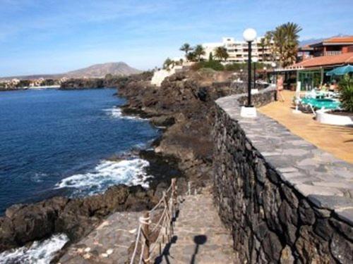 Cozy Apartment Tenerife South Wifi & Pool Costa Del Silencio Bagian luar foto